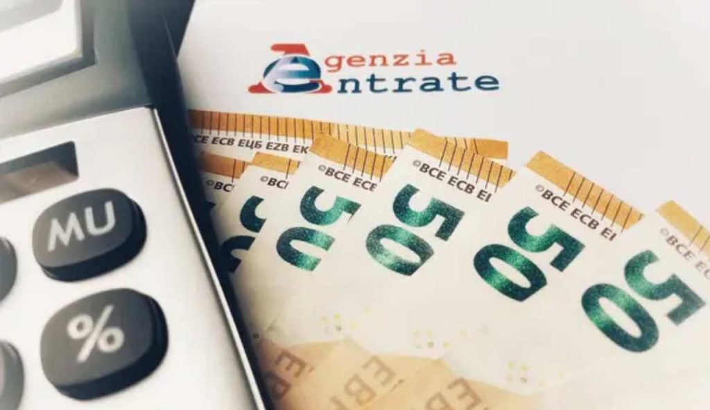 Bonifici parenti fisco controlli conti correnti perdi soldi