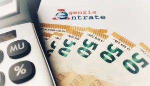 Bonifici parenti fisco controlli conti correnti perdi soldi