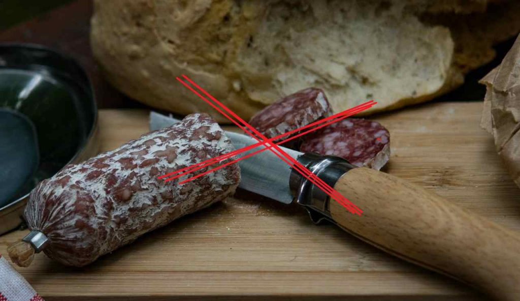 Illustrazione di un salame non buono (Pexels FOTO) - buildingcue.it