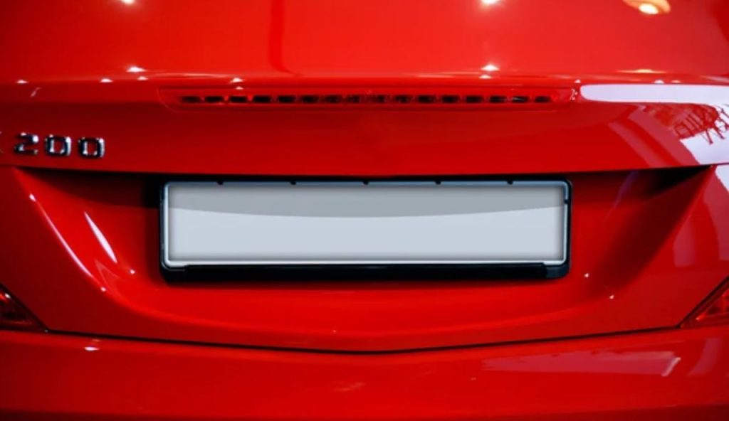 Nuova targa