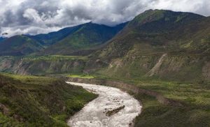 Yarlung Tsangpo Tibet