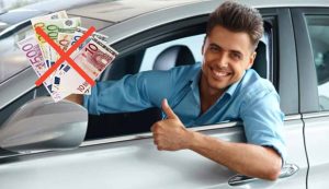 Uomo felice in auto (Depositphotos foto) - www.buildingcue.it