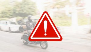 Illustrazione di una persona in motorino (Canva FOTO) - buildingcue.it