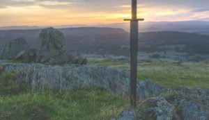 Illustrazione di una spada nella roccia (Canva FOTO) - buildingcue.it