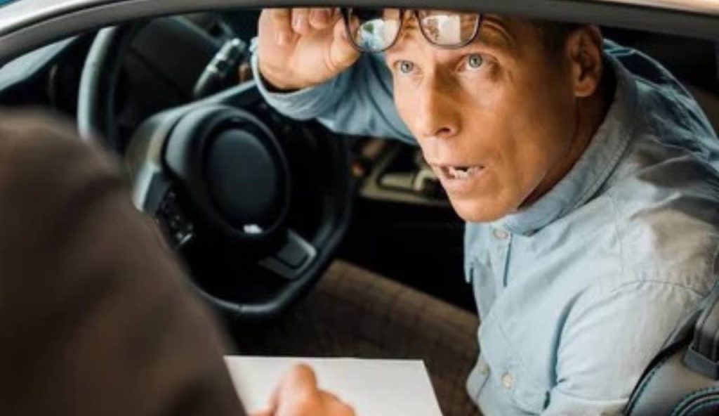 Attento libretto di circolazione