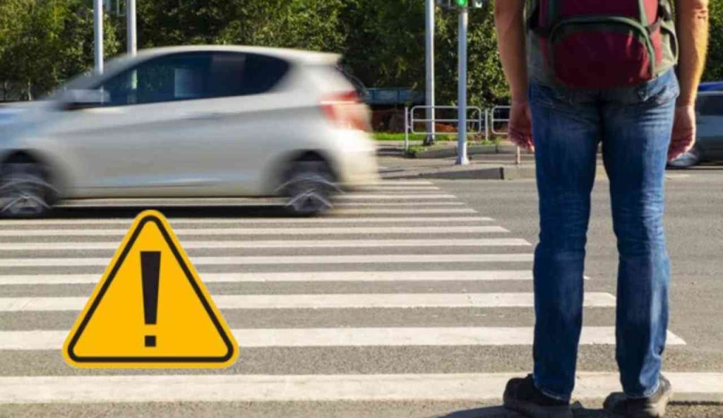 Attraversamento pedonale (Depositphotos foto) - www.buildingcue.it